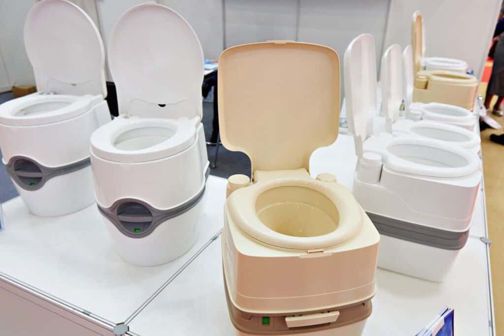 How Does a Composting Toilet Work? Unveiling the Eco-Friendly Waste Solution 1 How Does a Composting Toilet Work