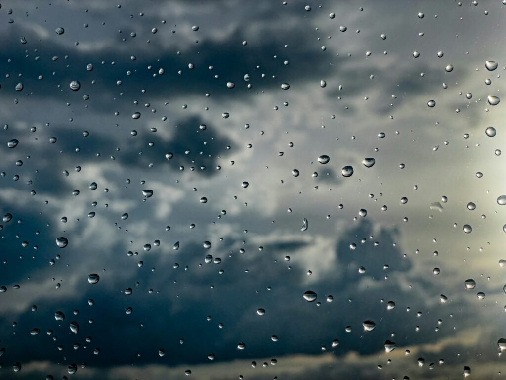 Is It Illegal to Collect Rainwater in Oregon: Understanding State Regulations 3 Is it Illegal to Collect Rainwater in Oregon